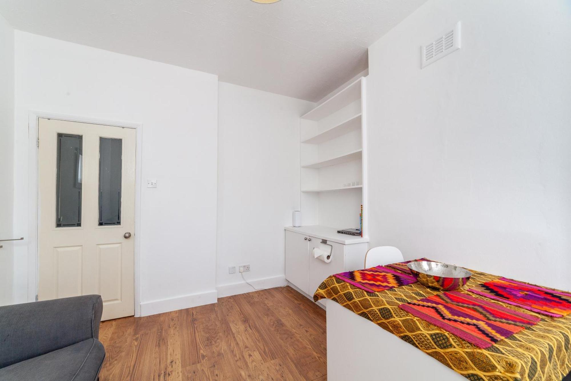 Cozy & Charming 2-bedroom Flat In Prime Apartamento *